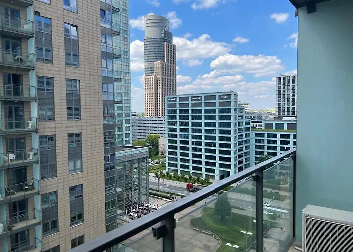 Platinum Towers Central Apartments Warsaw